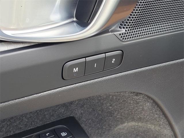 new 2026 Volvo XC40 car, priced at $46,000