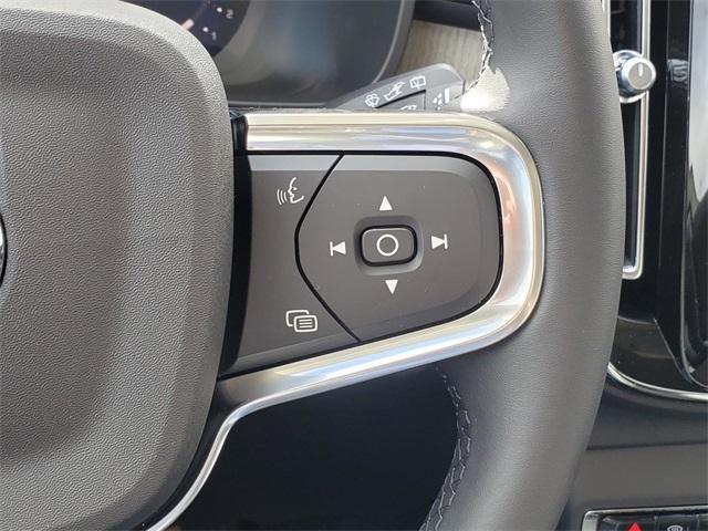 new 2026 Volvo XC40 car, priced at $46,000