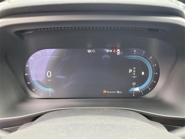 new 2025 Volvo XC40 car, priced at $46,335