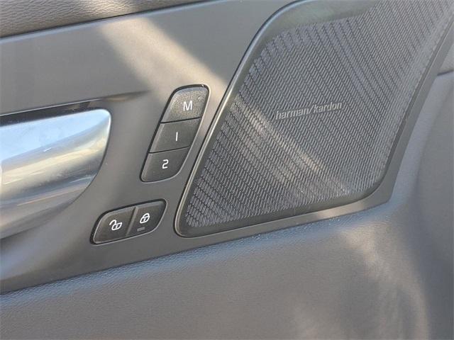 used 2022 Volvo XC60 car, priced at $33,798