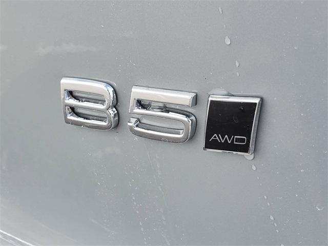 new 2025 Volvo XC40 car, priced at $50,235