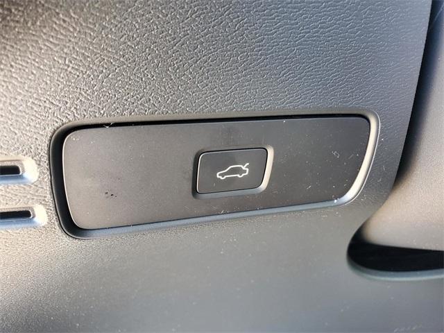 new 2026 Volvo XC40 car, priced at $48,150