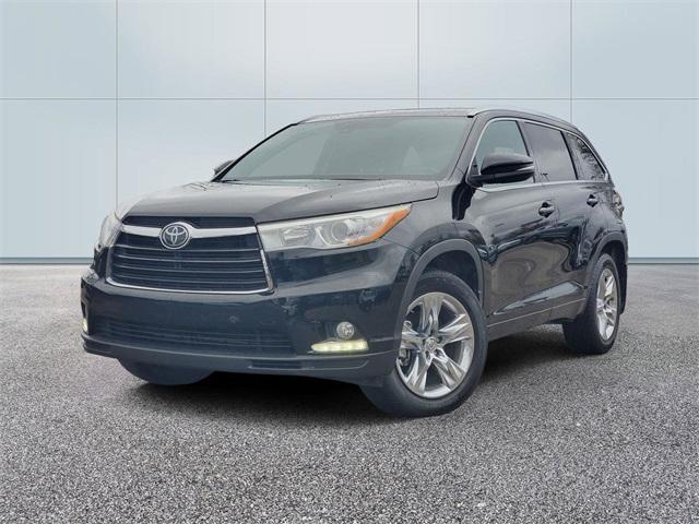 used 2015 Toyota Highlander car, priced at $23,000