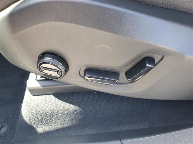 used 2025 Volvo XC90 car, priced at $59,199