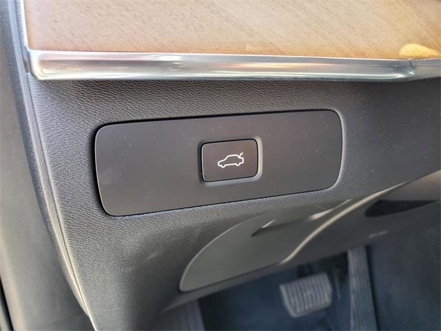 used 2025 Volvo XC90 car, priced at $59,199