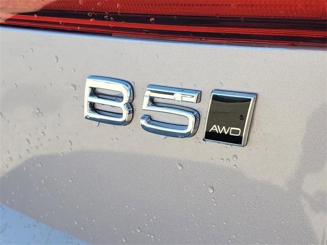 new 2026 Volvo XC60 car, priced at $54,985