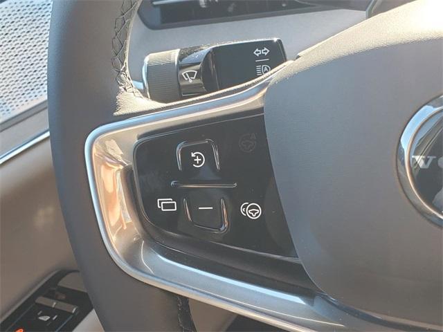 new 2025 Volvo EX90 car, priced at $92,470