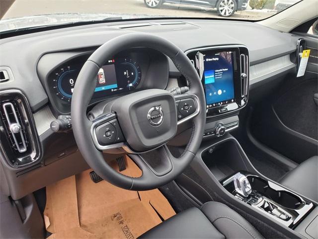 new 2025 Volvo XC40 car, priced at $49,550