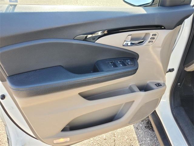 used 2017 Honda Pilot car, priced at $21,705