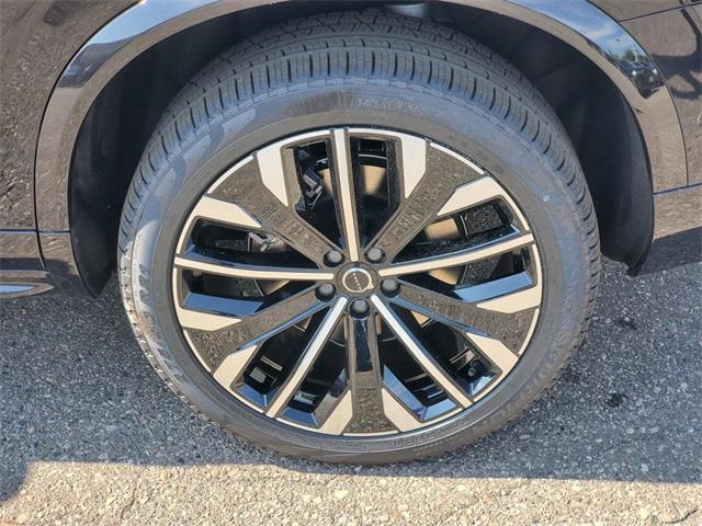 new 2026 Volvo XC90 car, priced at $68,825