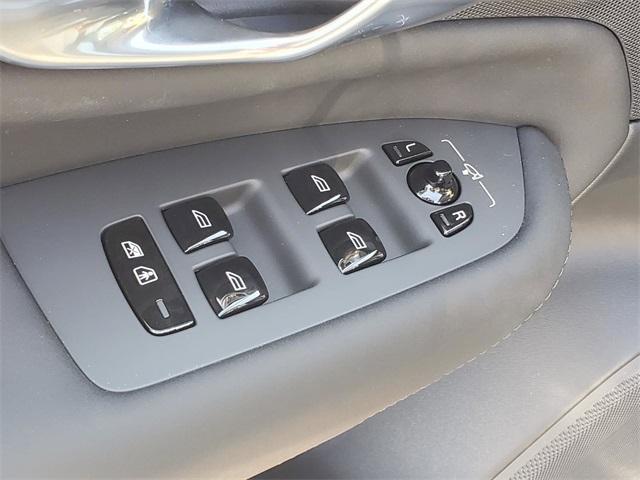 new 2026 Volvo XC90 car, priced at $68,825