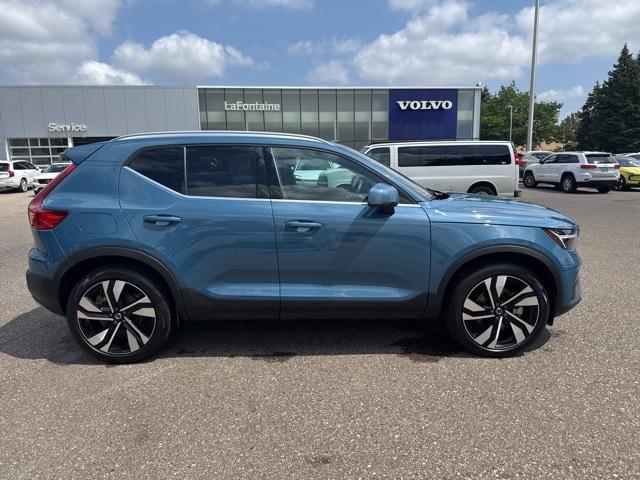 used 2023 Volvo XC40 car, priced at $35,175