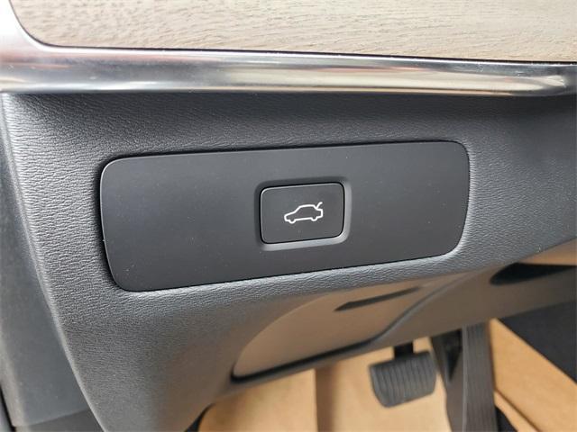new 2026 Volvo XC90 car, priced at $70,000