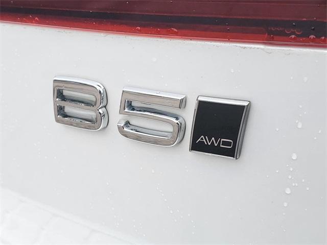 used 2025 Volvo V60 Cross Country car, priced at $50,500