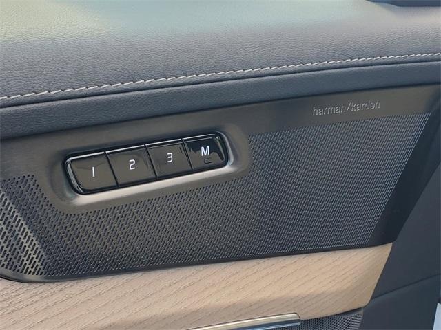 new 2026 Volvo XC90 car, priced at $69,700