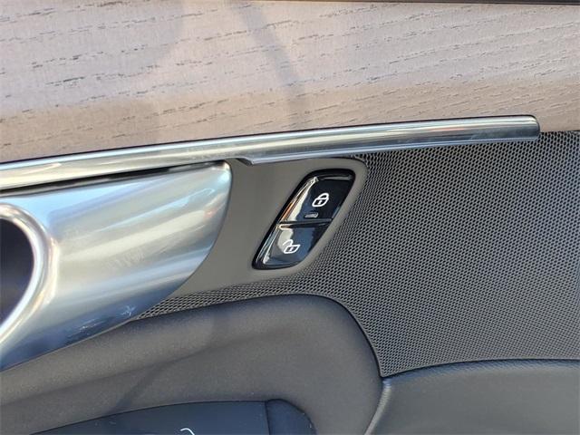 new 2026 Volvo XC90 car, priced at $68,825