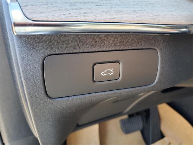 new 2026 Volvo XC90 car, priced at $68,825