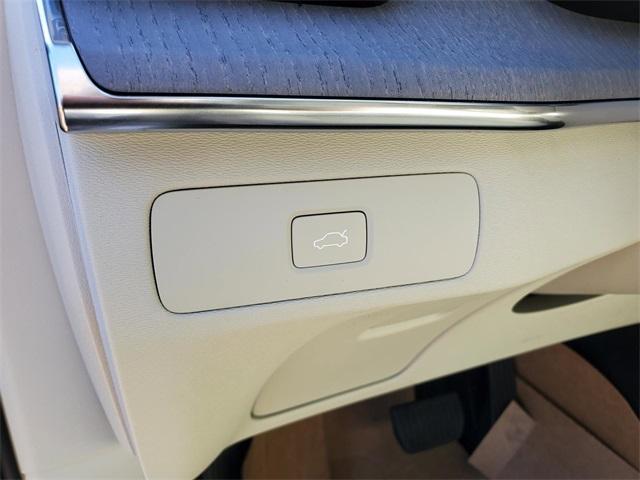 new 2026 Volvo XC90 car, priced at $73,450