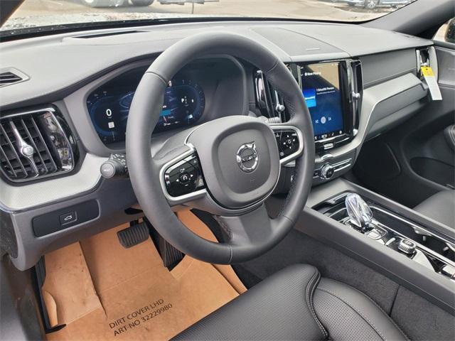 new 2025 Volvo XC60 car, priced at $62,300