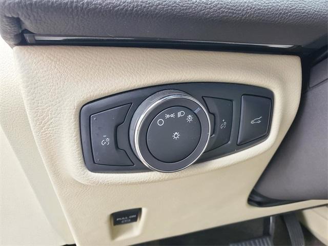 used 2015 Lincoln MKZ car, priced at $11,000