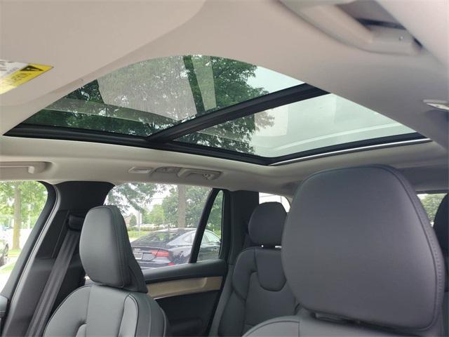 new 2025 Volvo XC90 car, priced at $66,445