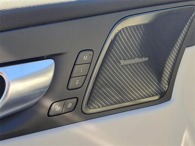 new 2026 Volvo XC60 car, priced at $60,935