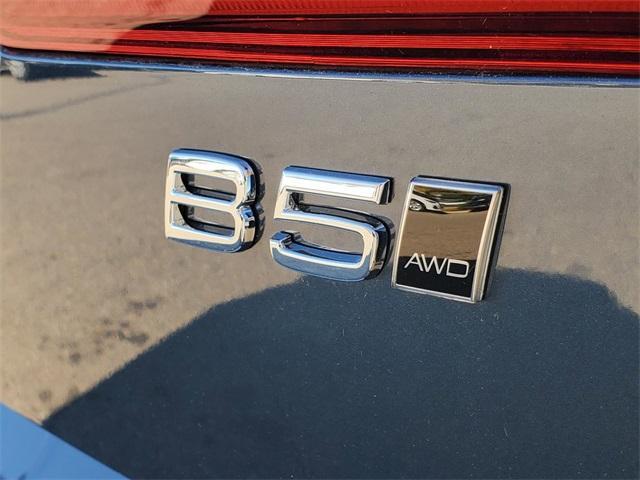 new 2026 Volvo XC60 car, priced at $60,935