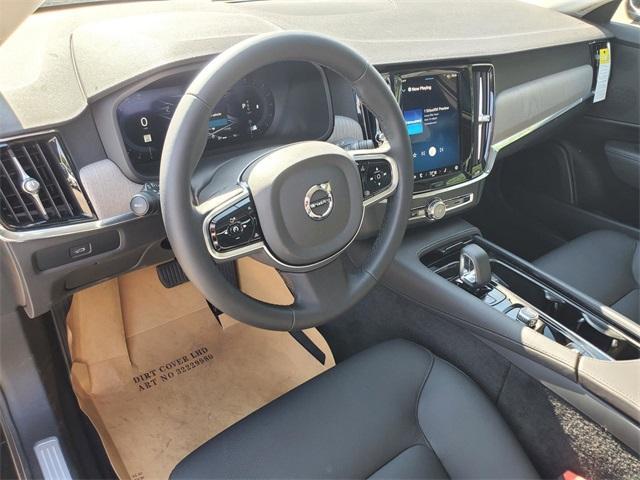 new 2025 Volvo S90 car, priced at $59,995