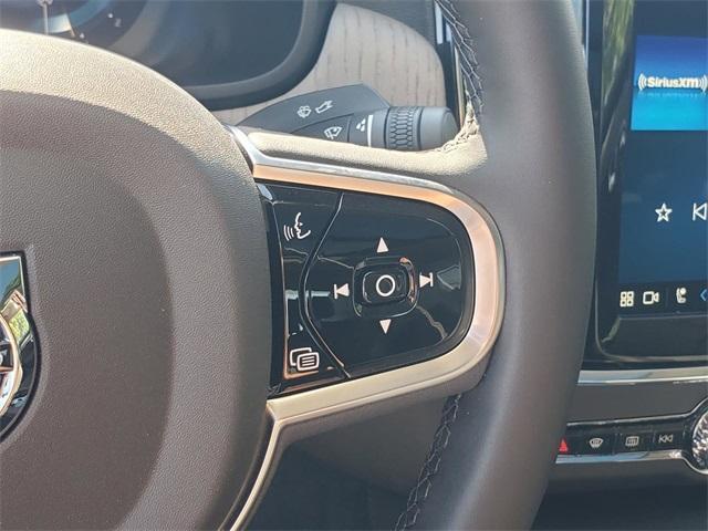 new 2025 Volvo S90 car, priced at $59,995