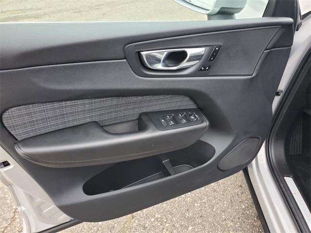 used 2023 Volvo XC60 car, priced at $34,500