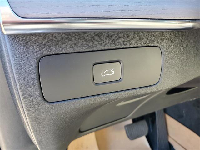 new 2026 Volvo XC90 car, priced at $70,000