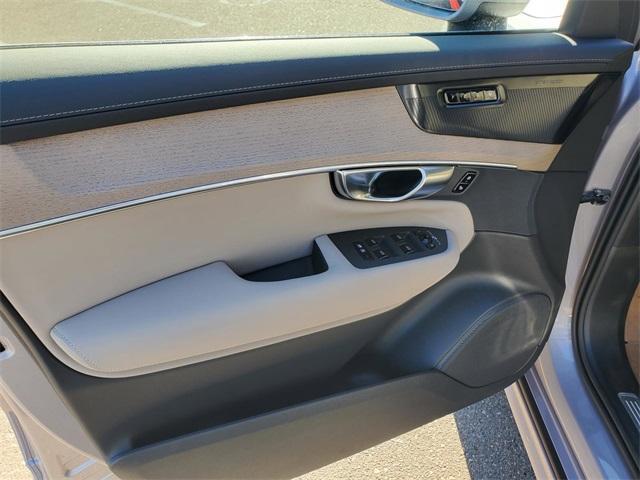 new 2026 Volvo XC90 car, priced at $70,000