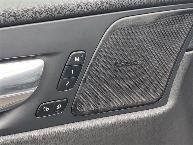 used 2020 Volvo XC60 car, priced at $26,400