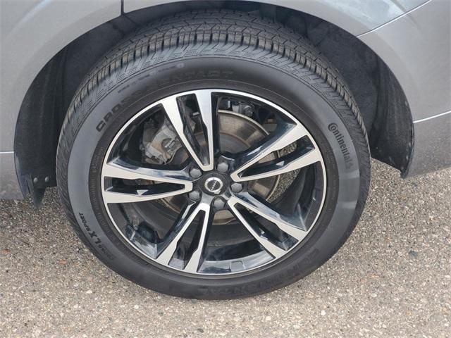 used 2020 Volvo XC60 car, priced at $26,400