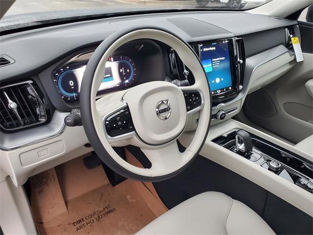 new 2025 Volvo XC60 car, priced at $51,450