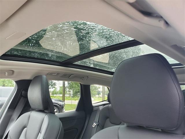used 2023 Volvo XC60 car, priced at $39,500