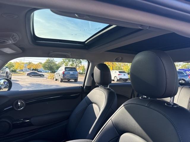 used 2019 MINI Hardtop car, priced at $15,300