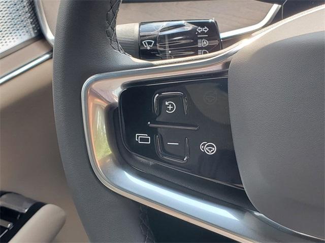 new 2025 Volvo EX90 car, priced at $84,300