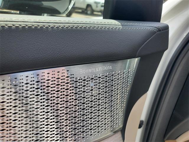 new 2025 Volvo EX90 car, priced at $84,300
