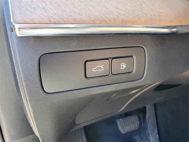 used 2024 Volvo XC90 Recharge Plug-In Hybrid car, priced at $53,700