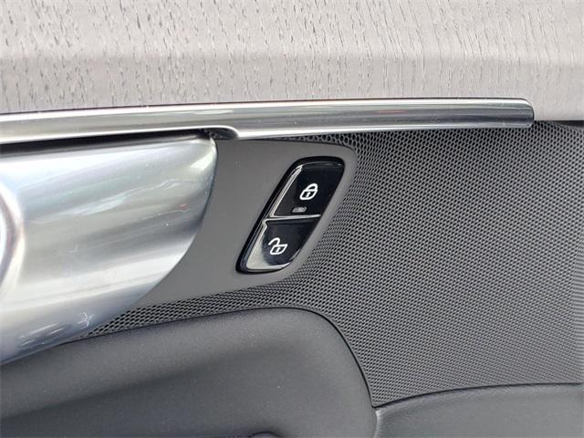 new 2025 Volvo XC90 car, priced at $72,495