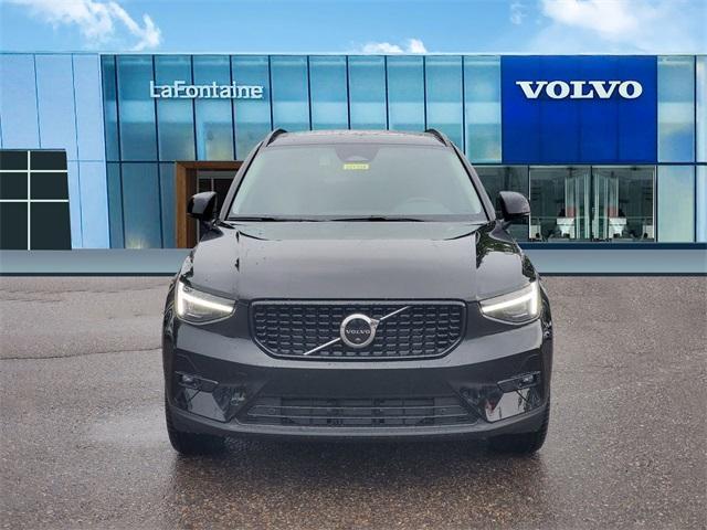 new 2025 Volvo XC40 car, priced at $47,810