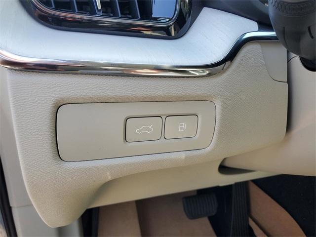 new 2026 Volvo XC60 car, priced at $71,435