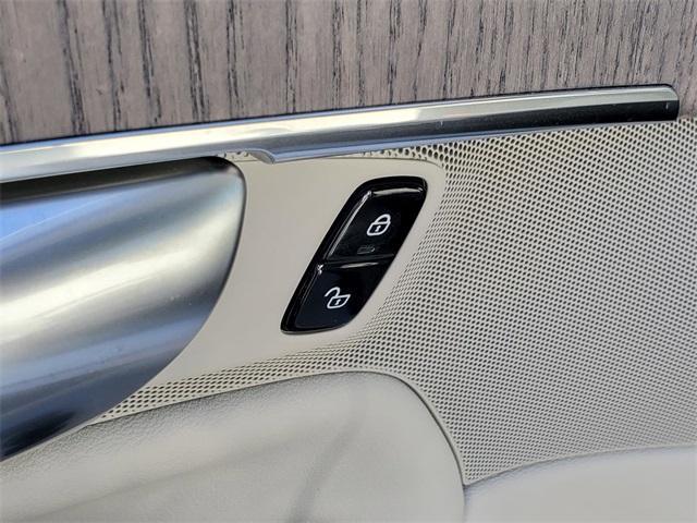 used 2024 Volvo XC90 Recharge Plug-In Hybrid car, priced at $52,500