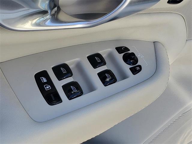 used 2024 Volvo XC90 Recharge Plug-In Hybrid car, priced at $52,500