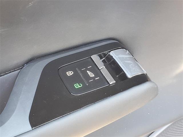 new 2025 Volvo EX90 car, priced at $78,792