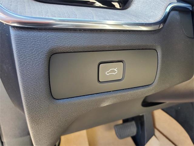 new 2026 Volvo XC60 car, priced at $55,360
