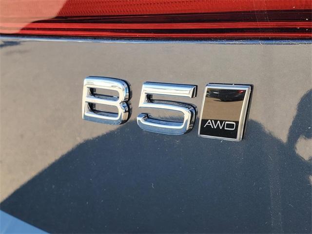 new 2026 Volvo XC60 car, priced at $55,360