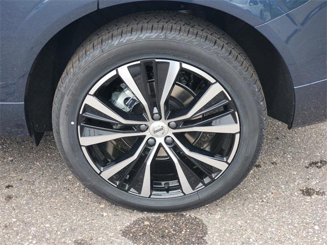 new 2025 Volvo XC60 car, priced at $55,360