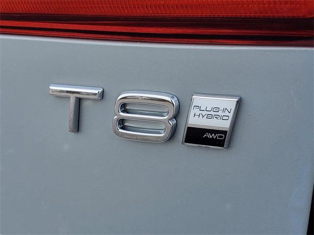 new 2025 Volvo XC60 Plug-In Hybrid car, priced at $66,235